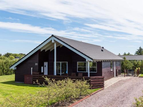 Фотография гостевого дома Holiday home Tarm XI