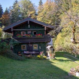 Фотографии гостевого дома 
            Cozy Holiday Home in Thiersee near Forest