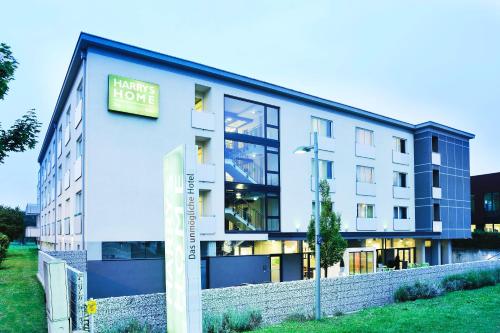 Фотография гостиницы harry's home hotel & apartments