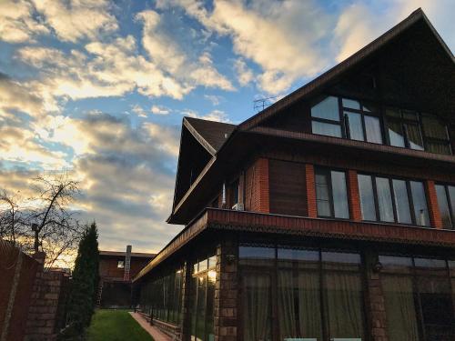 Фотография гостевого дома Шангри-Ла Внуково