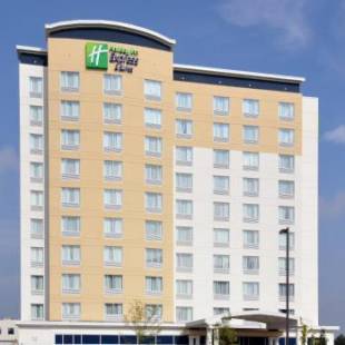 Фотографии гостиницы 
            Holiday Inn Express Hotel & Suites Toronto - Markham, an IHG Hotel