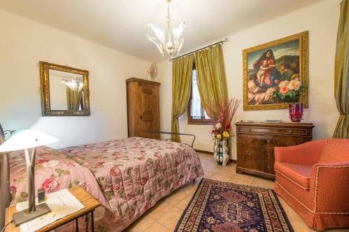 Фотография гостевого дома Casa di Mezzo "Historic centre of VARENNA" Lake Como