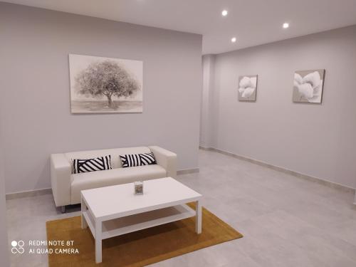 Фотография гостевого дома hostal la taurina