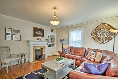 Фотографии гостевого дома 
            Central Wadesboro Home - Walk to Downtown Shops!