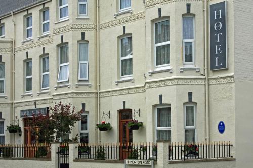 Фотография гостиницы The Dolphin Hotel Exmouth
