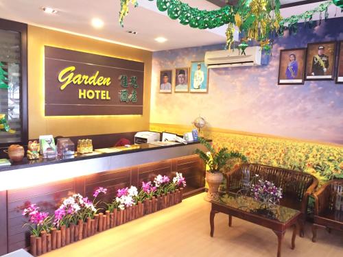 Фотографии гостиницы 
            Pontian Garden Hotel