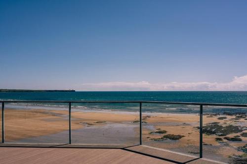 Фотографии гостиницы 
            The Addresse on the Beach