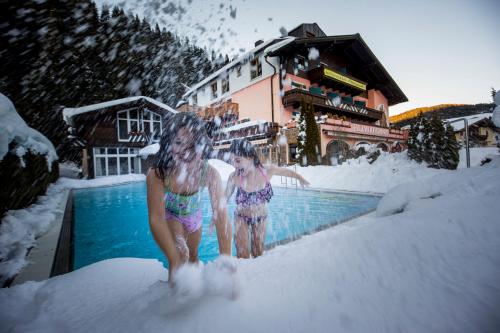 Фотография гостиницы Familienhotel Filzmooserhof