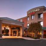 Фотография гостиницы Courtyard by Marriott Kansas City Shawnee