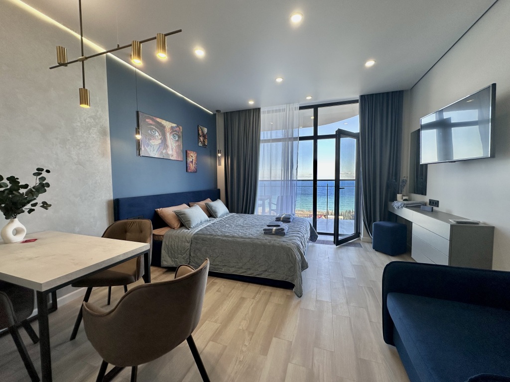 Фотография квартиры Апартаменты LS-Art Crystal Blue с видом на море 13 этаж