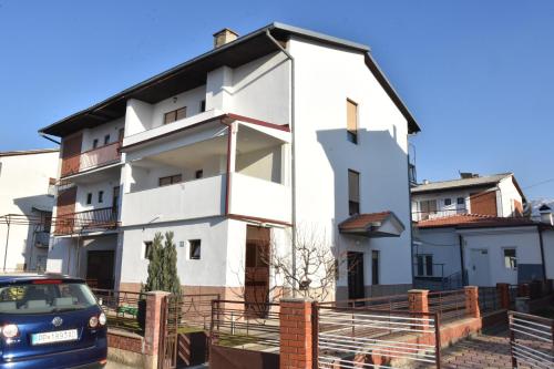 Фотография гостевого дома Tipski Apartment