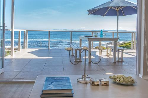 Фотография гостевого дома Gansbaai seafront holiday house - "Ons C-huis"