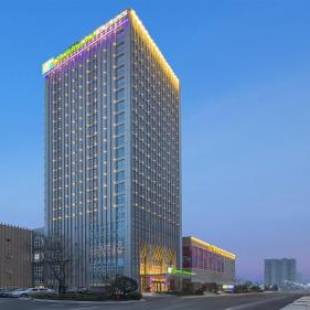 Фотографии гостиницы 
            Holiday Inn Express Liyang Huafu, an IHG Hotel