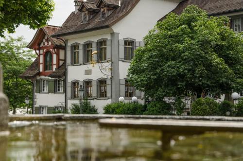 Фотография гостиницы Hotel zum goldenen Kreuz