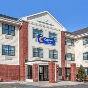 Фотографии гостиницы 
            Comfort Inn Danvers- Boston