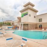 Фотография гостиницы Holiday Inn Express Wisconsin Dells, an IHG Hotel