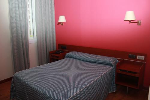 Фотография гостиницы Hotel Mondragon