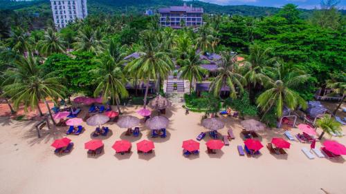 Фотография гостиницы Tropicana Resort Phu Quoc