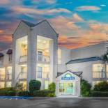 Фотография гостиницы Days Inn by Wyndham Hilton Head