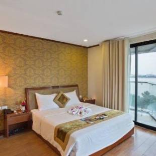 Фотографии гостиницы 
            Sunset Westlake Hanoi Hotel