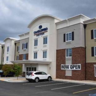 Фотографии гостиницы 
            Candlewood Suites Columbus-Northeast, an IHG Hotel