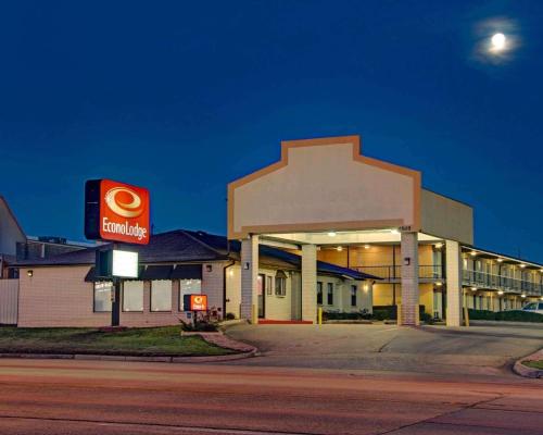 Фотография мотеля Econo Lodge Texarkana I-30
