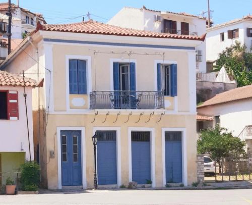 Фотографии гостевого дома 
            Traditional house at Koroni near beach