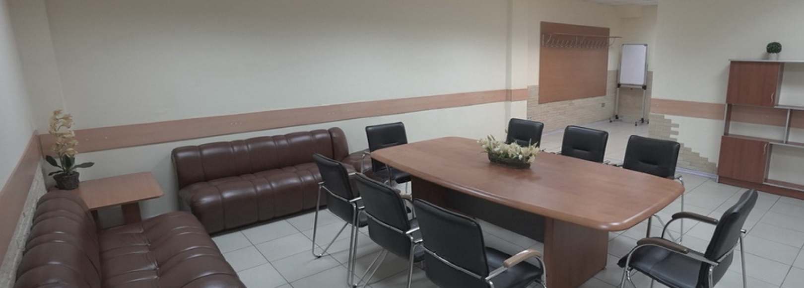 Фотография комнаты для переговоров Форум Комната для переговоров №206