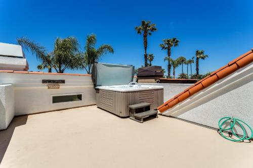 Фотография гостевого дома 6 THE WHITE HOUSE