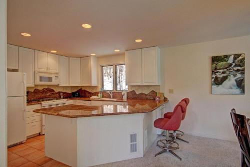 Фотография гостевого дома Aspen House