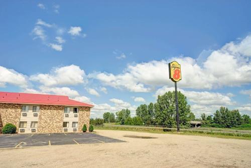 Фотография гостиницы Super 8 by Wyndham Melrose