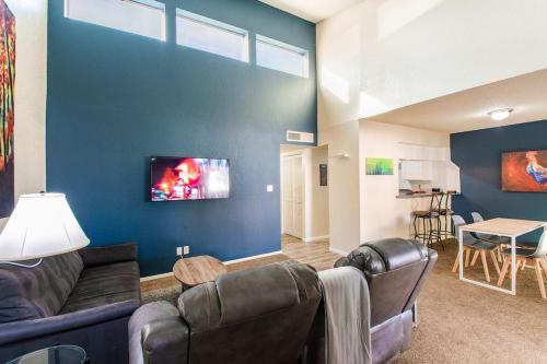 Фотография гостевого дома 79 Casa Grande 2bd 2ba modern getaway heated pool