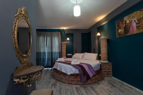 Фотография гостиницы Rebetika Hotel & bistro