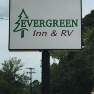 Фотография мотеля Evergreen Inn and R.V.