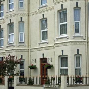 Фотографии гостиницы 
            The Dolphin Hotel Exmouth