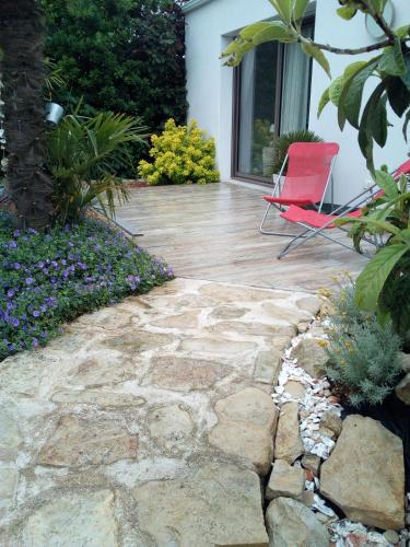 Фотография гостевого дома Les palmiers - Vacation Home