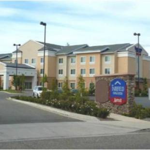 Фотографии гостиницы 
            Fairfield Inn & Suites Redding