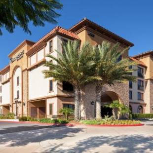 Фотографии гостиницы 
            Four Points by Sheraton, Ontario-Rancho Cucamonga