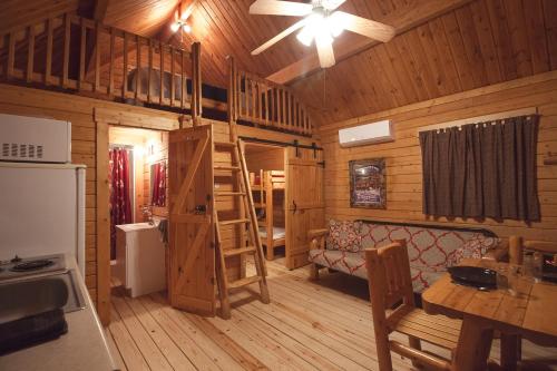 Фотография мини отеля Katie's Cozy Cabins