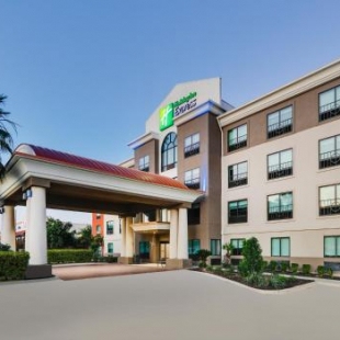 Фотография гостиницы Holiday Inn Express Northwest near Sea World, an IHG Hotel