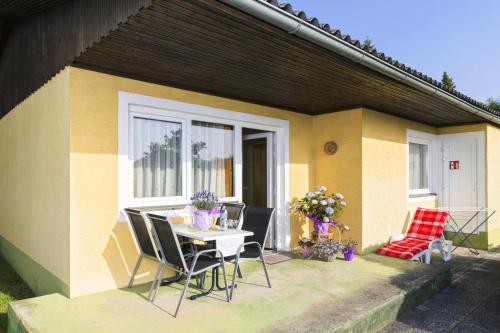 Фотография гостевого дома Row bungalows Angelika St- Kanzian am Klopeiner See - OKT01022-JYA