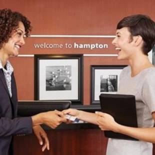 Фотографии гостиницы 
            Hampton Inn & Suites Atlanta-Midtown, Ga