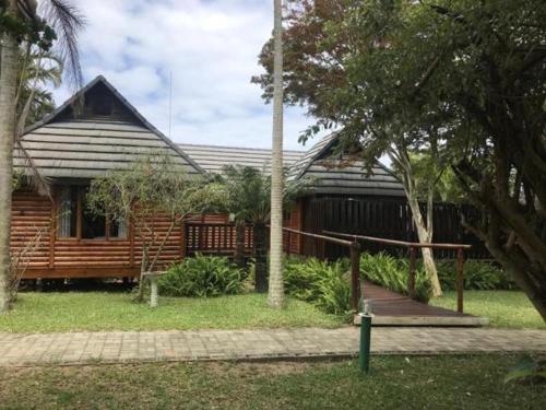 Фотография гостевого дома Sodwana Bay Lodge House 34