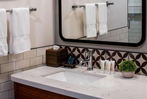 Фотография гостиницы The Last Hotel