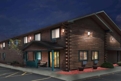 Фотография гостиницы Super 8 by Wyndham Ticonderoga