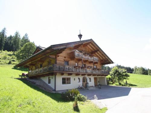 Фотографии гостевого дома 
            Modern Mansion near Ski Area in Salzburg