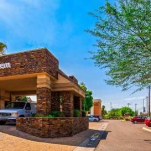 Фотографии гостиницы 
            Best Western Tucson Int'l Airport Hotel & Suites