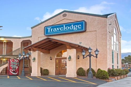 Фотография гостиницы Travelodge by Wyndham Bishop