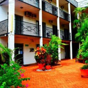 Фотографии апарт отеля 
            Coconut Grove Holiday Apartments