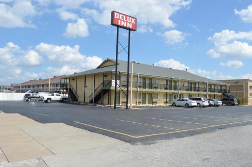 Фотография мотеля Delux Inn Tulsa